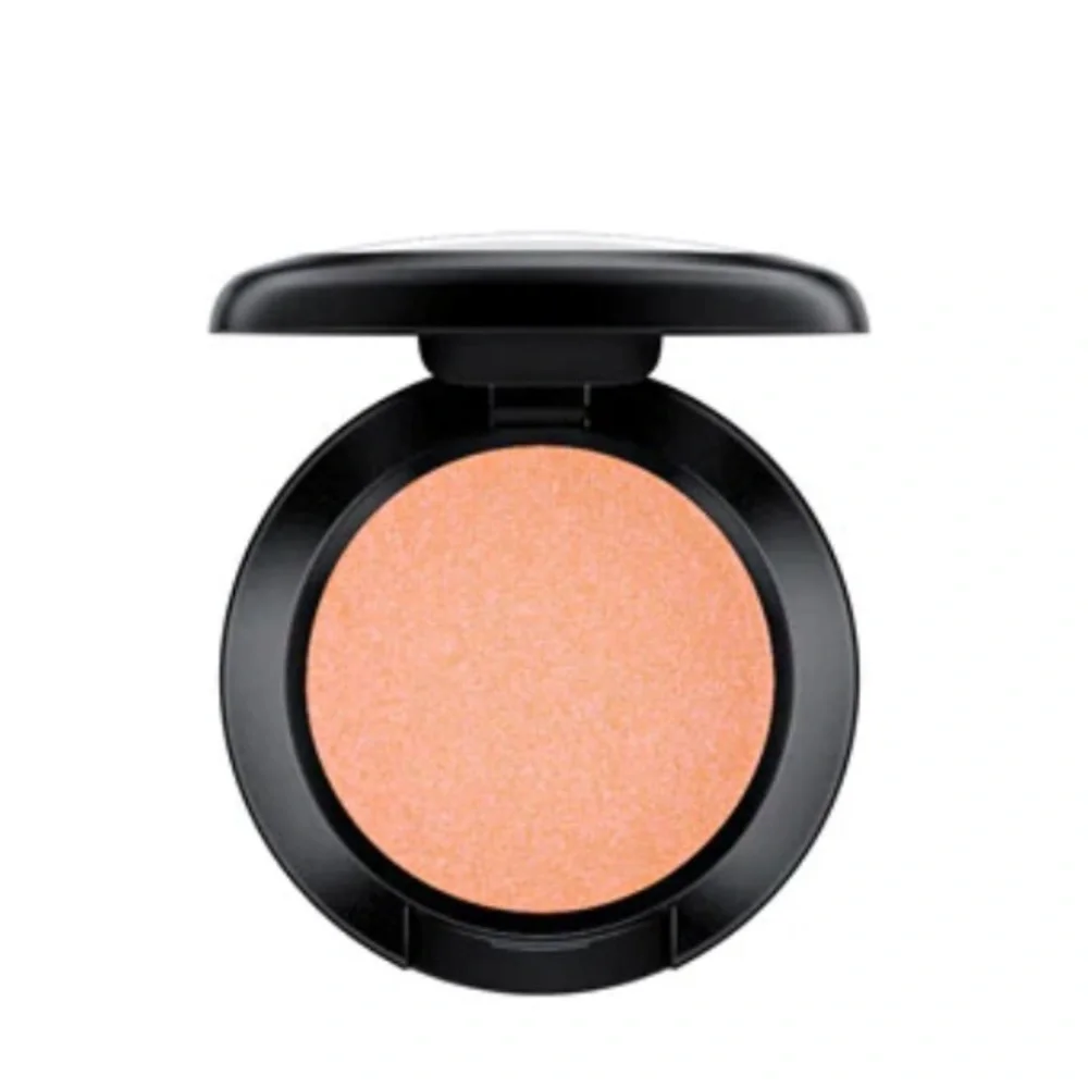 MAC Eye Shadow in Motif! BNIB - Picture 1 of 8